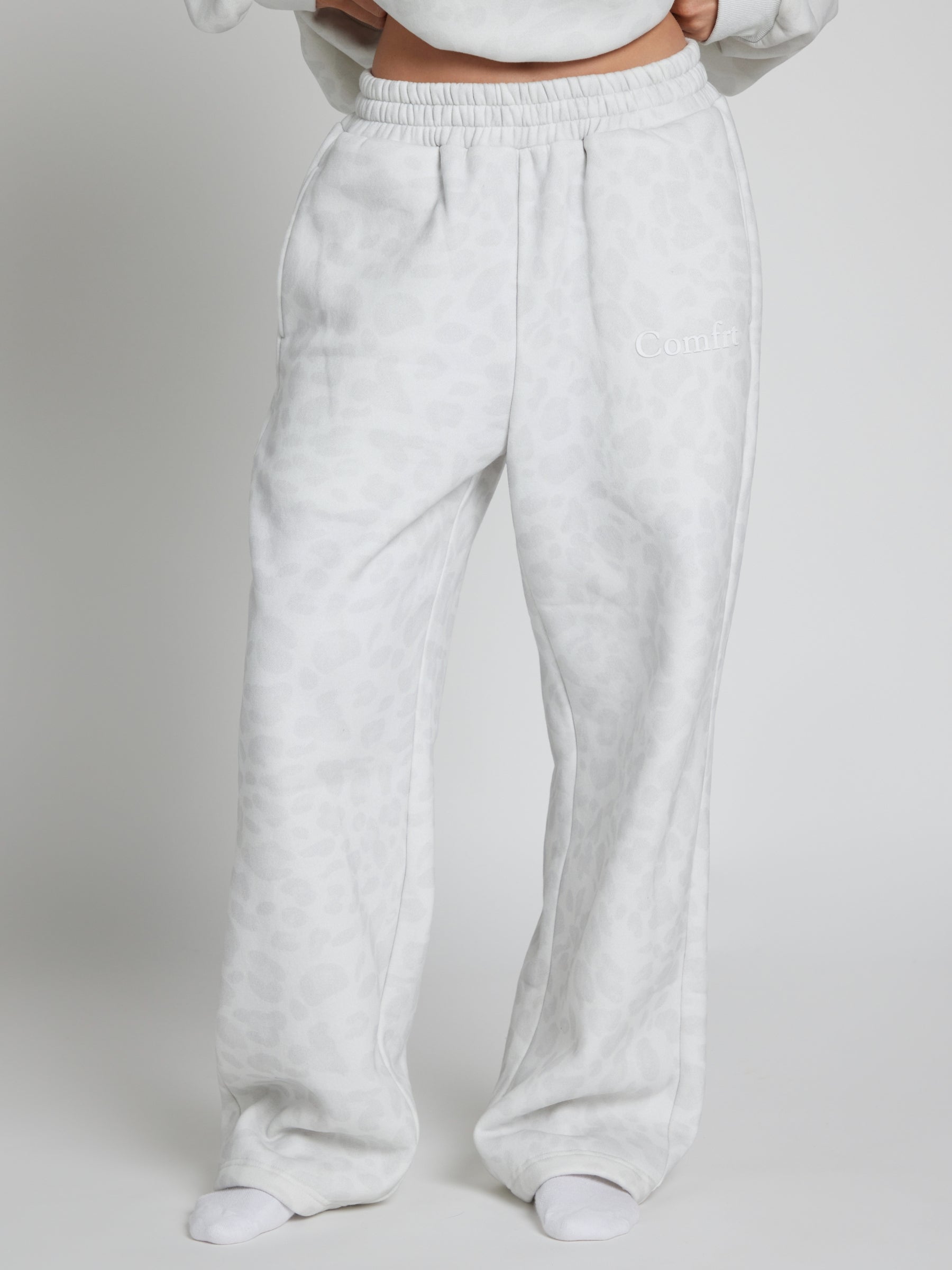 Minimalist Straight Leg Sweatpants - Pre-Order